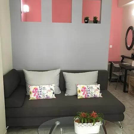 Chania Central Renovated Studio アパート